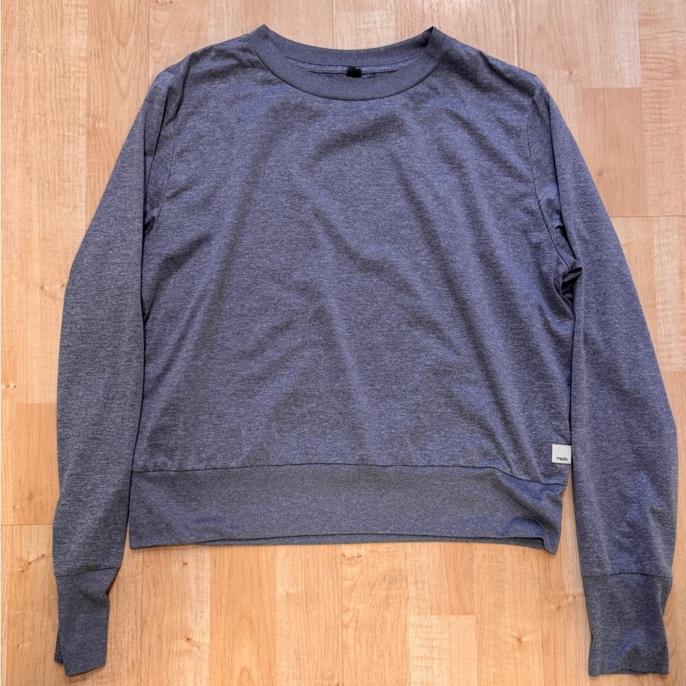 Vuori Daydream Crew Long Sleeve Tee - Light Blue Grey